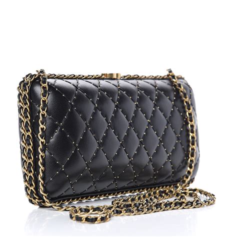 chanel clutch black